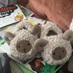 Adorable Sheep Toddler Slippers